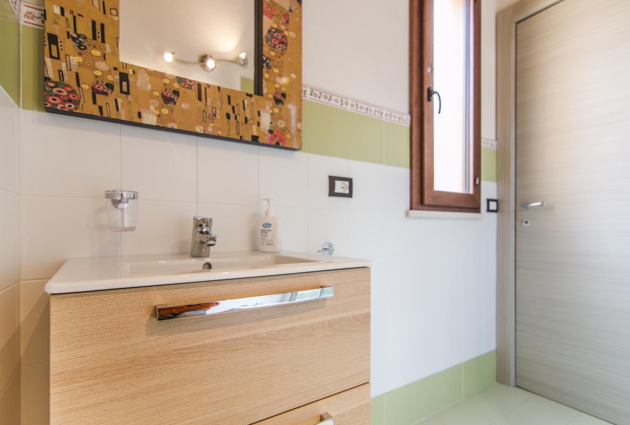 Bed and Breakfast Abbraccio Del Carrubo Scicli Exterior foto