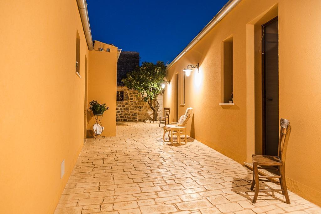 Bed and Breakfast Abbraccio Del Carrubo Scicli Exterior foto
