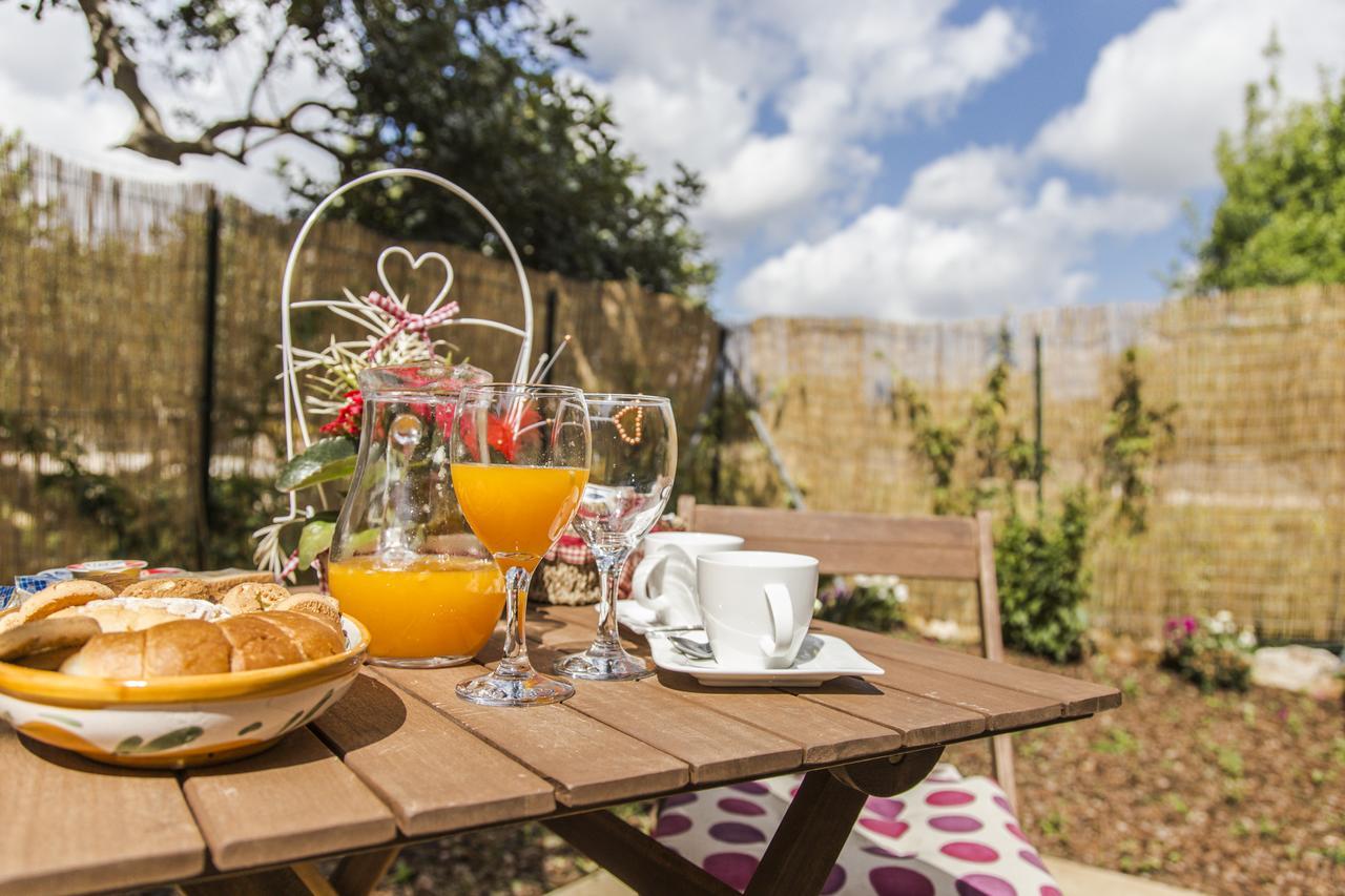 Bed and Breakfast Abbraccio Del Carrubo Scicli Exterior foto